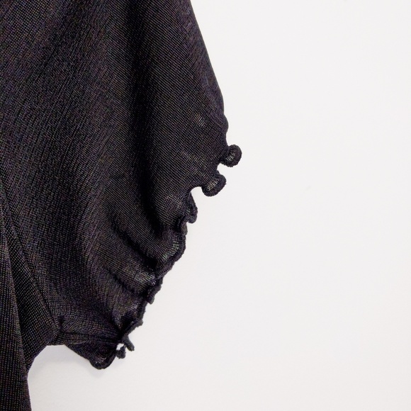 Slinky black short sleeved dress - Picture 3 of 3